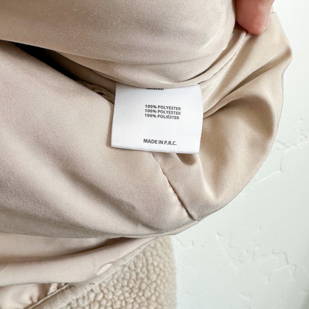 Brandy Melville | John Galt Willow Full-Zip Sherpa Teddy Jacket in Tan - Picture 5 of 6